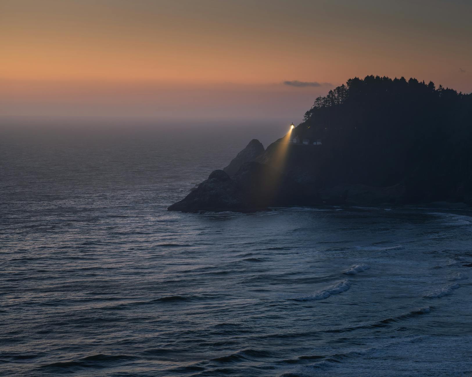 Dormire in un faro Italia: idee, prezzi e consigli pratici